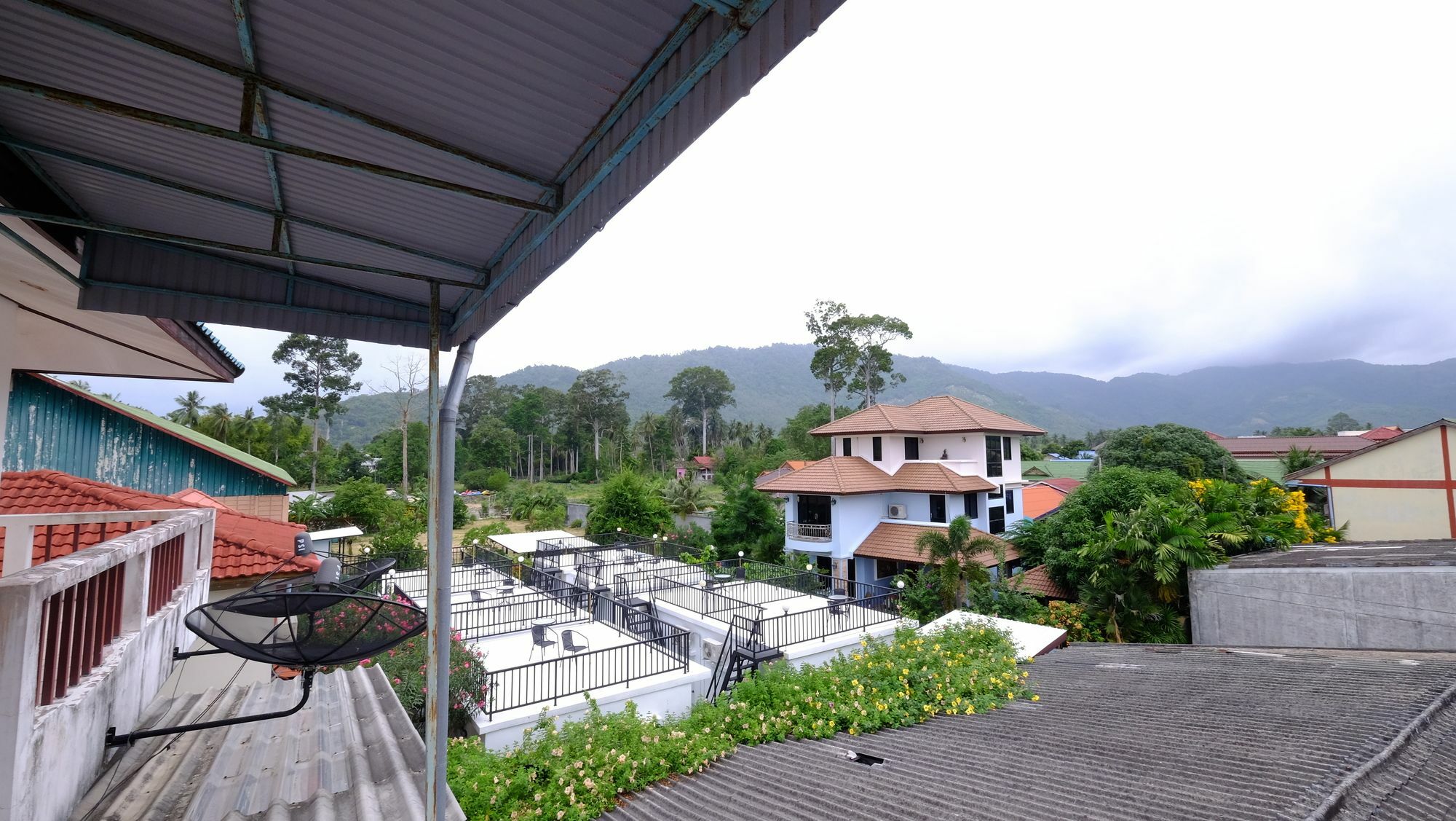 C.Samui Guesthouse Lamai Beach  Zewnętrze zdjęcie